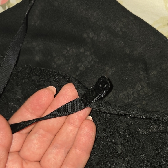 Ralph Lauren Black Lace Camisole - Picture 8 of 9